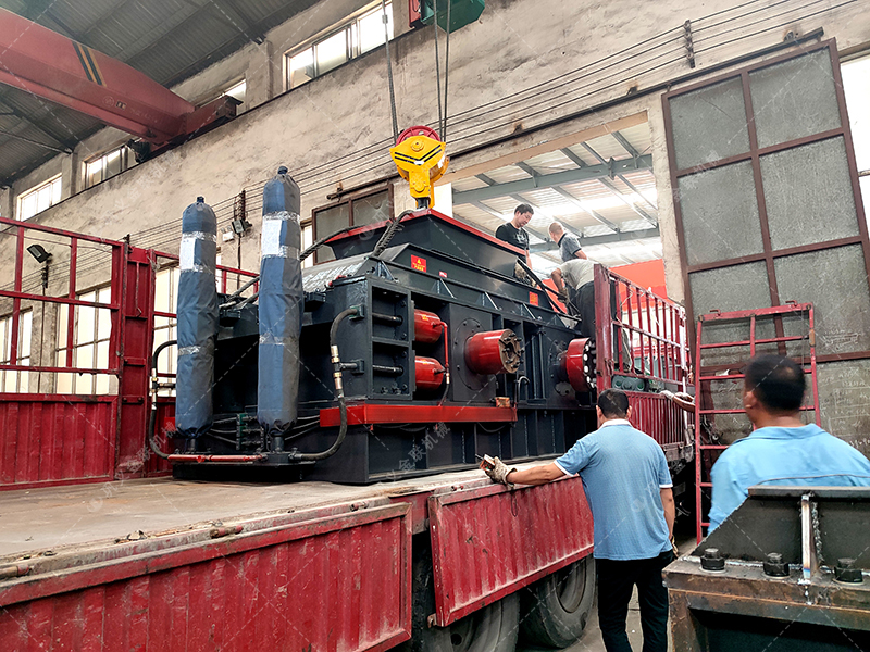 選購液壓對輥制砂機時容易被忽視的參數是什么？