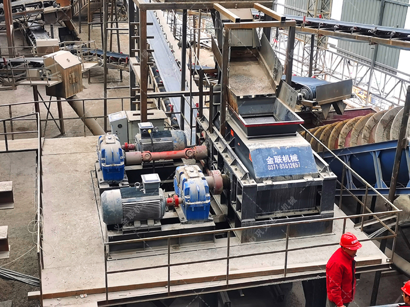 選購液壓對輥制砂機時容易被忽視的參數是什么？